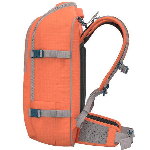 CabinZero ADV Pro 42L (Moroccan Sands)