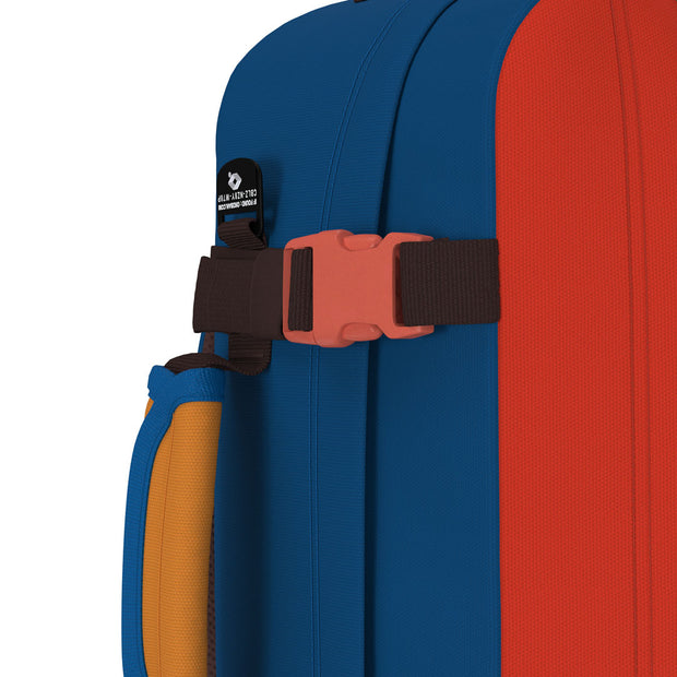 CabinZero Classic 28L (Tropical Blocks)