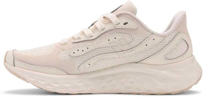 New Balance Women's Fresh Foam Arishi V4 Tira Lux Running Shoe, Angora/Timberwolf/Sea Salt, 9 | Road Running - Image 2