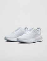 Nike Women's Interact Run Sneaker, White/Pure Platinum/Wolf Grey, 8.5 | Road Running - Image 5